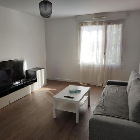 Charmant Appartement Proche Paris อูเบินน์ ภายนอก รูปภาพ
